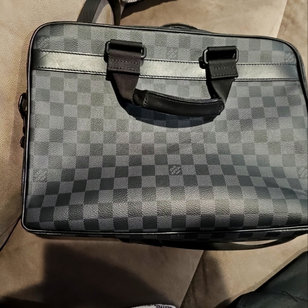 LOUIS VUITTON Utility business crossbody shoulder bag N40278 Damier graphite